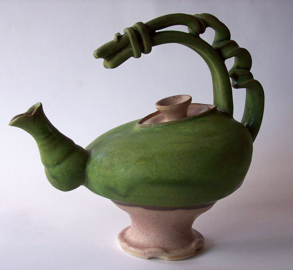 Curly Spotted Attitude Teapot Green Price reduced - from 195