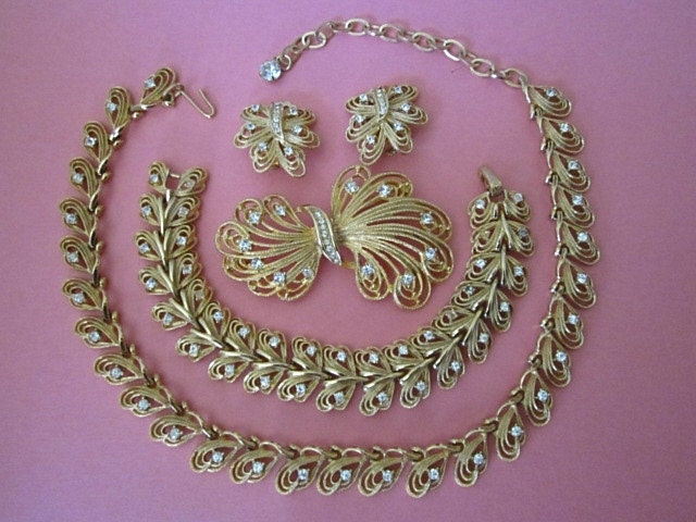 Vintage Rhinestone Jewelry Set