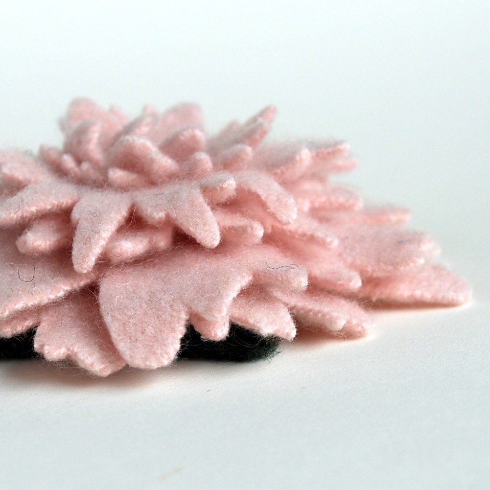 Pale Pink Cashmere - Felt Flower Pin