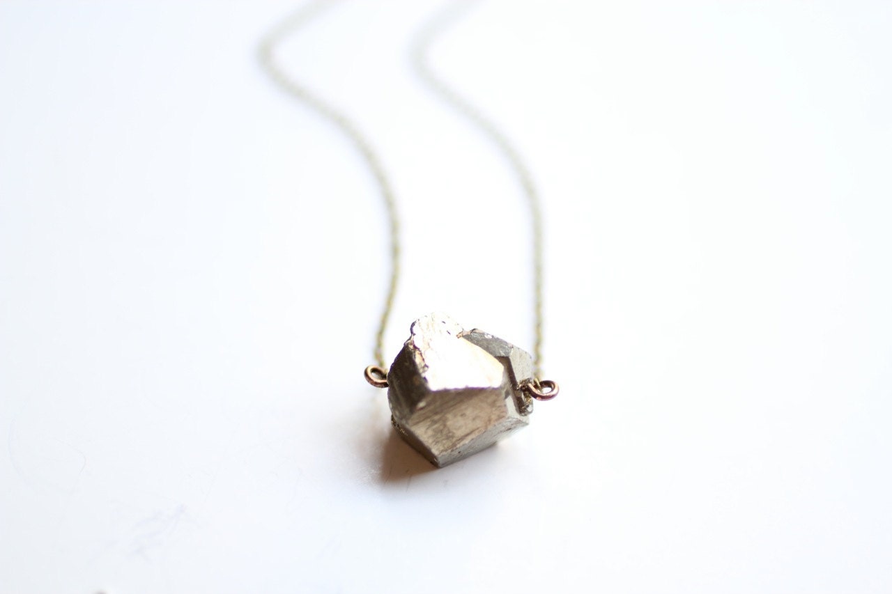 Minimalist Faceted Pyrite Stone Necklace - Antiqued Brass