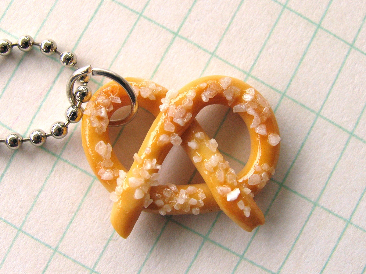 Food Jewelry - Salted Pretzel Necklace