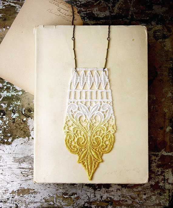 lace necklace - ANAIS- goldenrod ombre - spring necklace
