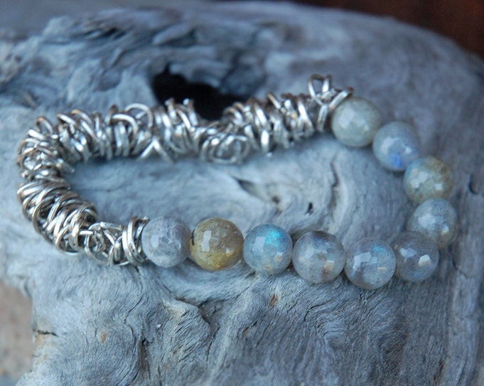 Stormy Sky - Labradorite Bracelet, grey, neutral, organic, rustic style