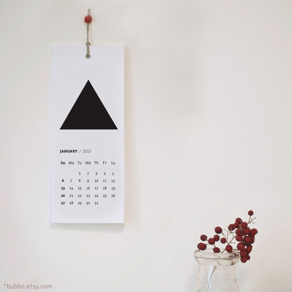 2013 PRINTABLE CALENDAR with geometric SHAPES