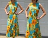 Vintage HAWAIIAN  FLOWER DRESS 1960s
