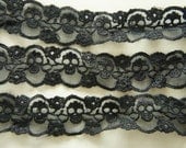 2 Yards Skull Lace Trim (30mm wide) Black
