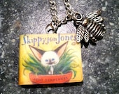 SkipppyJonJones Necklace with Book Charm and Bee Charm