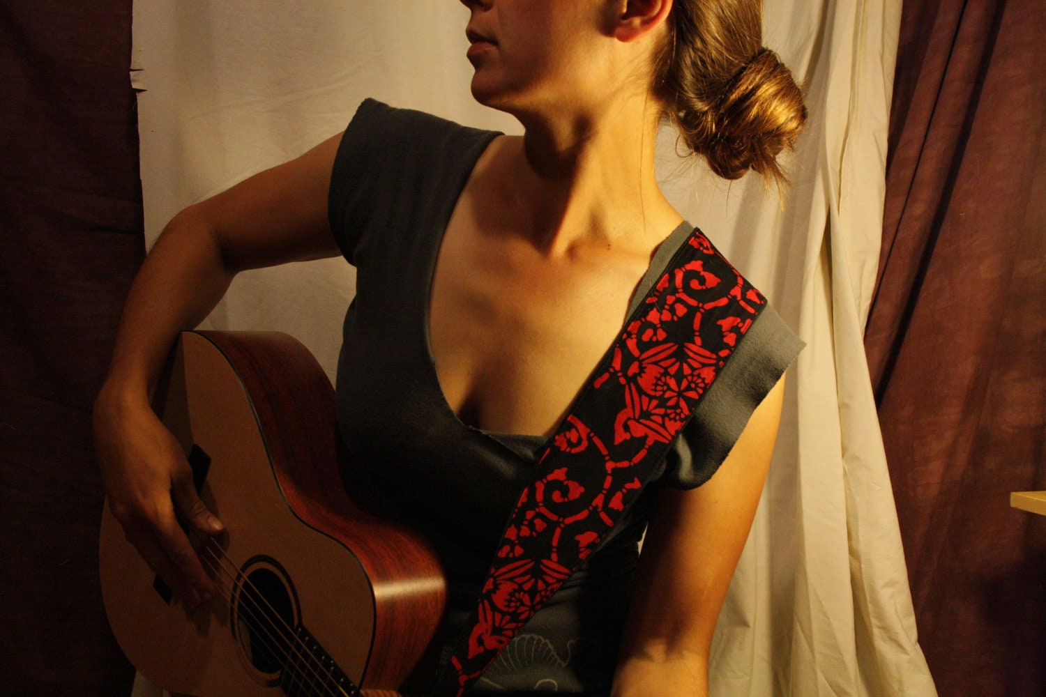 Vegan Guitar Strap-Celtic Red pattern