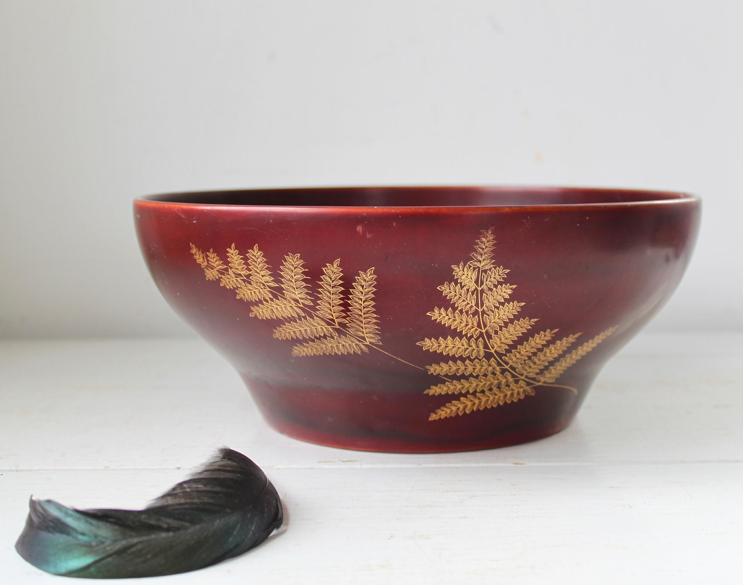 vintage serving bowl. Maruni handpainted lacquerware. 1940s occupied Japan. Burgundy gold / Mid century Asian / the FERN SALAD bowl
