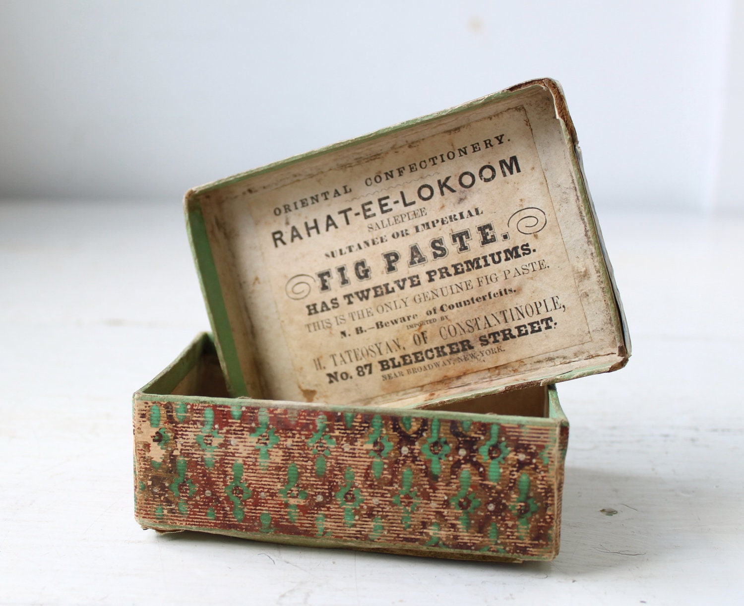 Antique 1800s decoupage box. Victorian by
