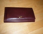 Vintage Genuine Leather Maroon Bifold Wallet with Double Kiss Lock Pouches