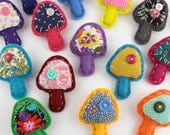 Felt Mushroom Pins Brooches Wholesale Lot of 8 Party Favors Spring Embroidery