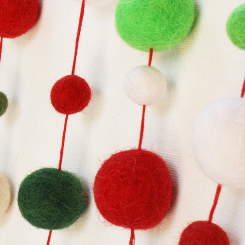 Holiday Wool Felt Ball Garland - 4 yards - 60 balls 1cm/2cm