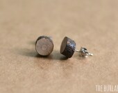 wood tree trunk stud earrings with bark earring holder
