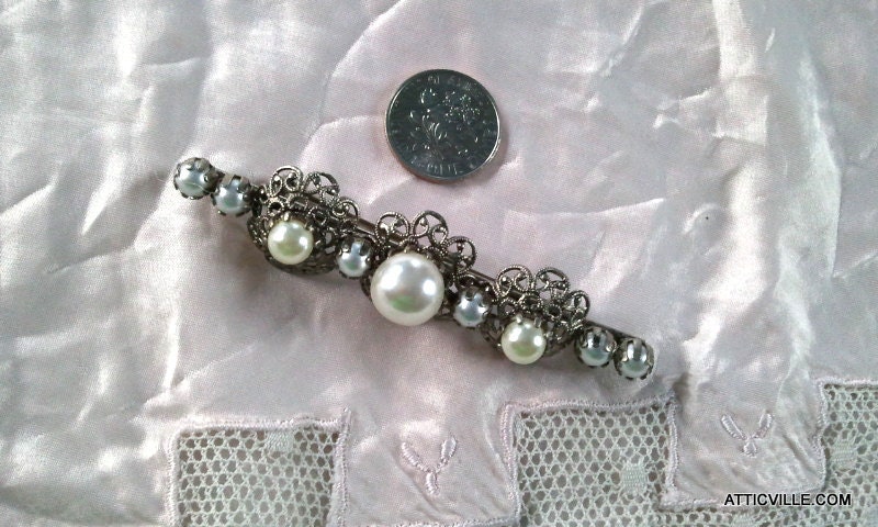 Vintage Brooch with Pearls and Silver Filigree work made in Germany. Dainty costume jewelry bar pin for the bride