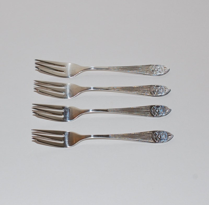 Vintage Silver Pastry Forks Set of 4 by Abundancy on Etsy