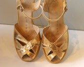 40s Shoes // Vintage 1940s Sexy Gold Leather Wedges 9M