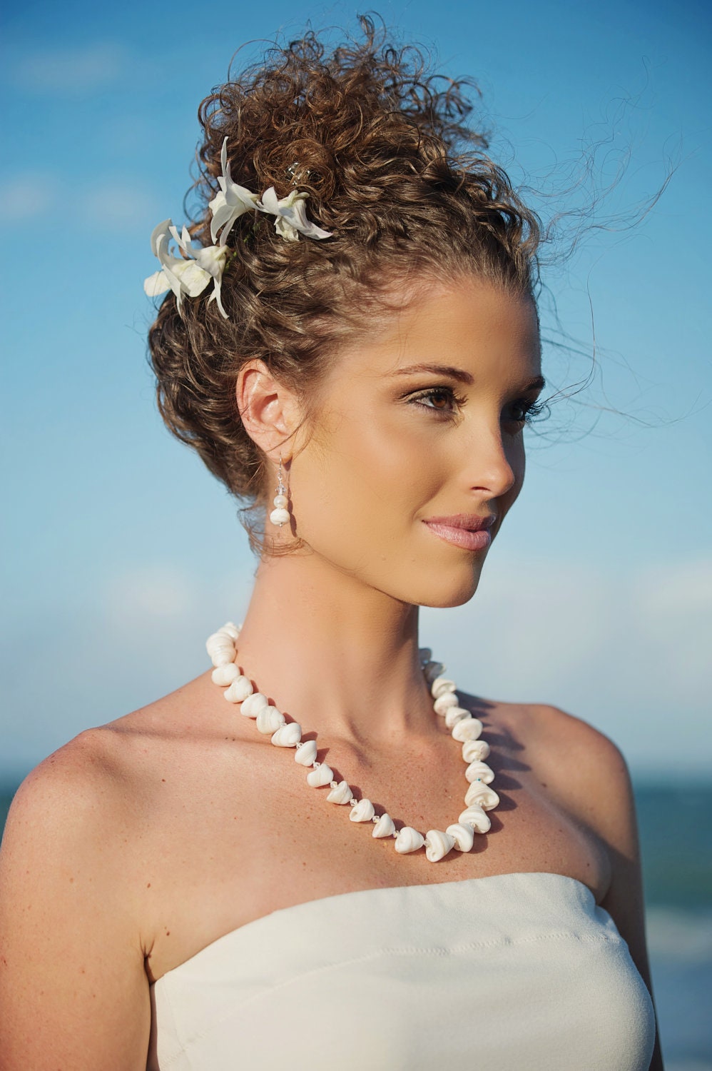 Beach Wedding Shell Lei Necklace