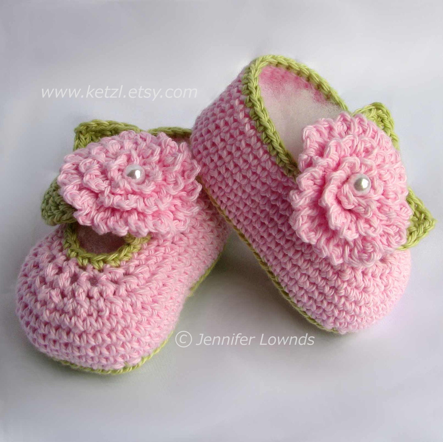 Instant Digital Download Crochet Pattern Baby Booties with flowers and pearl centers pdf