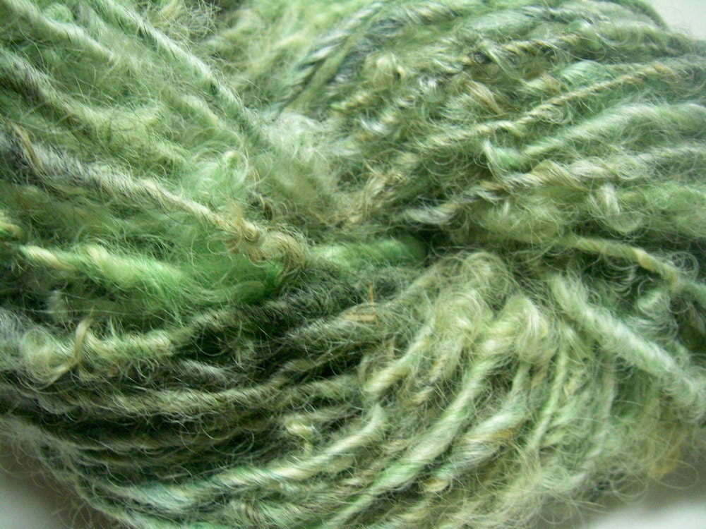 Handspun Lincoln Longwool Bulky Wool Yarn in Green by KnoxFarmFiber