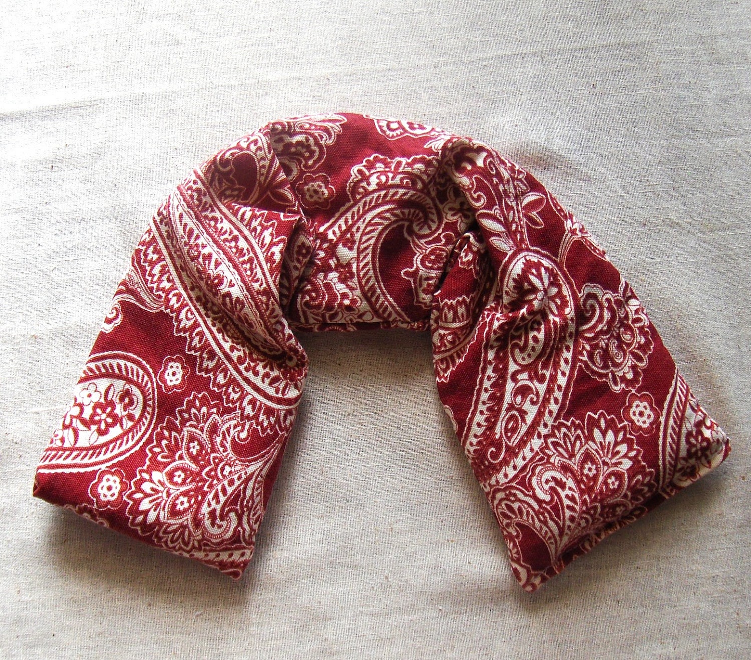 Lavender Flax Seed Neck Wrap - Brick Red and White Paisley - Hot or Cold Pillow