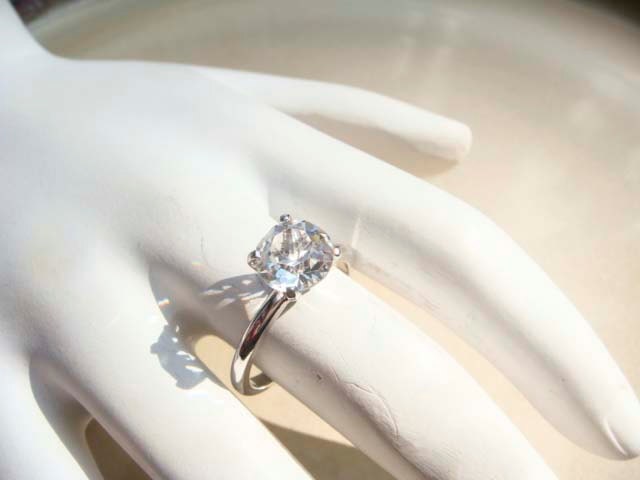 Vintage silver UNCAS diamond ring size 6