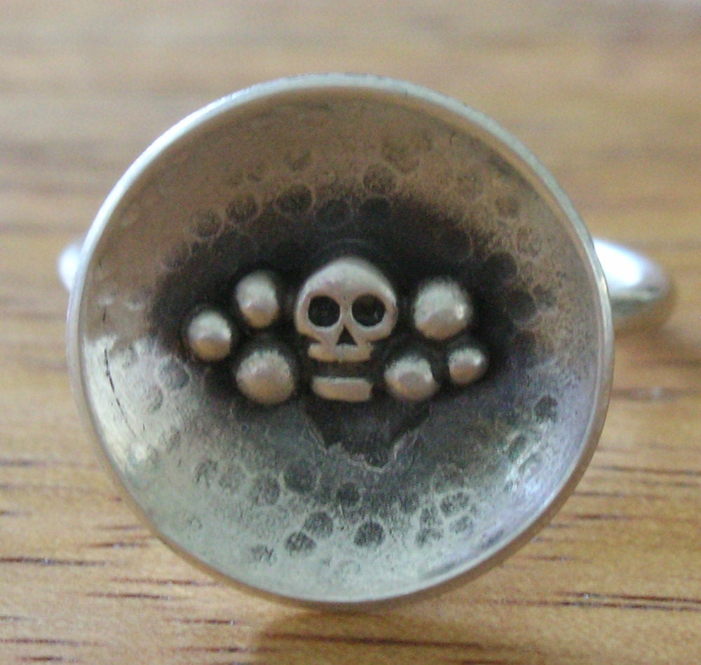 Sterling Silver Skull Ring size 6