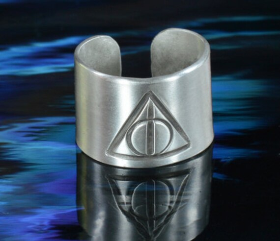 Ear Cuff- Harry Potter, Deathly Hallows