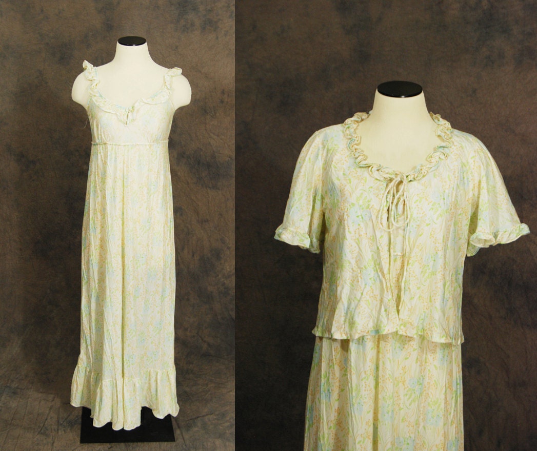 SALE vintage 60s Night Gown and Bed Jacket - Floral Lingerie Set Sz S