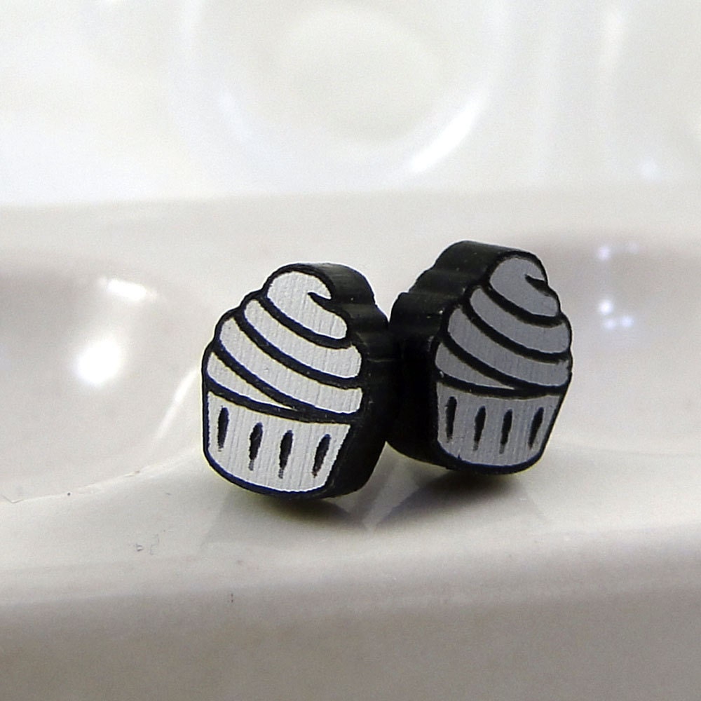 Cupcake Stud Earrings