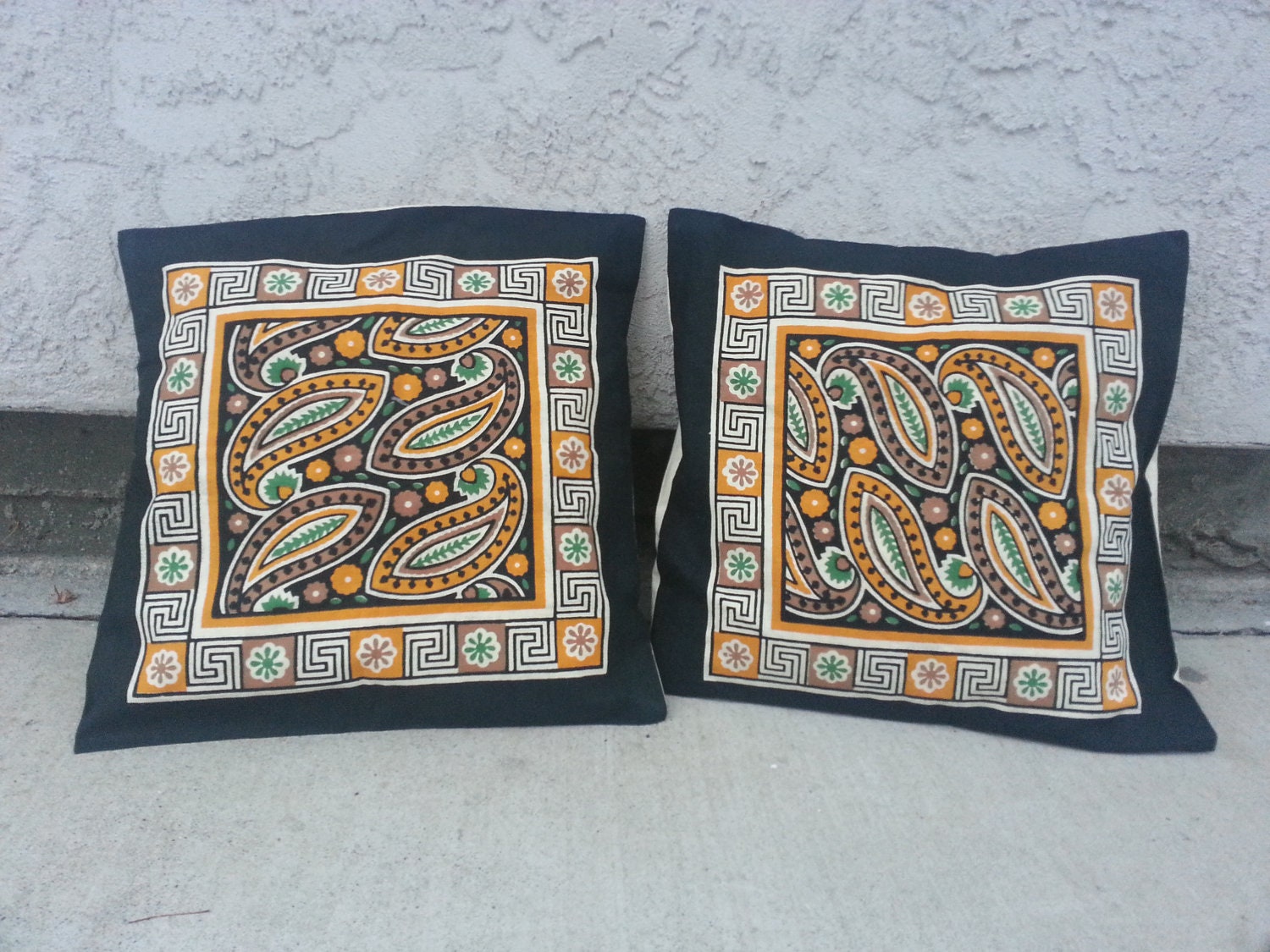 Vintage 1970s Paisely Pillow Case Covers - Set of Two