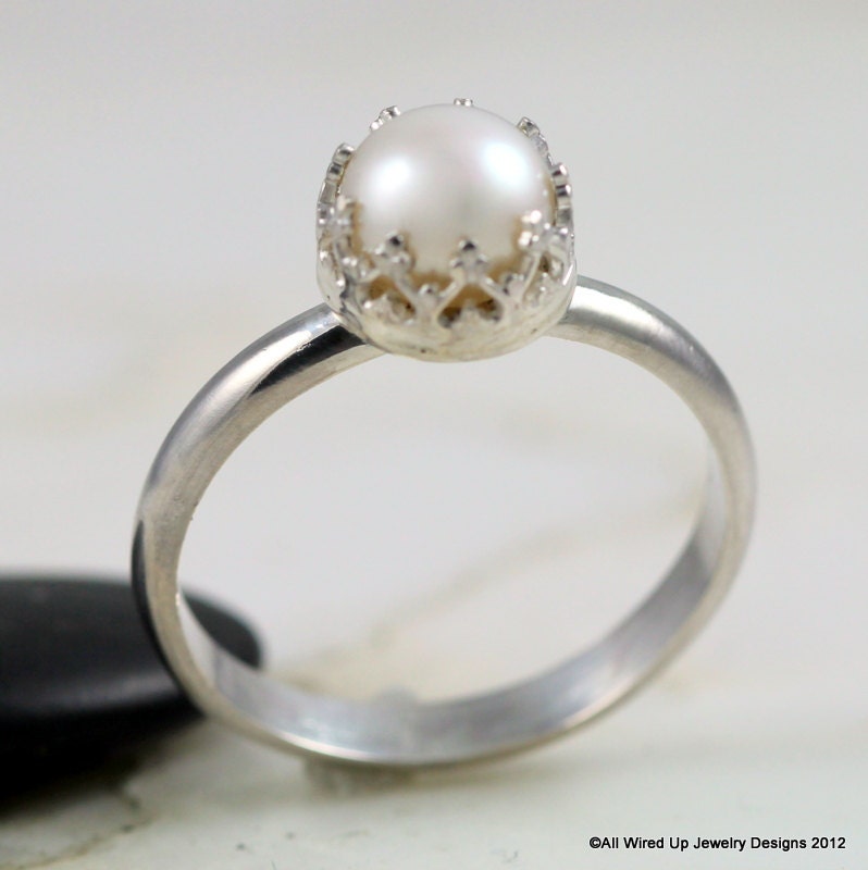 Pearl and Sterling Silver Ring - 8-8.5mm Pearl
