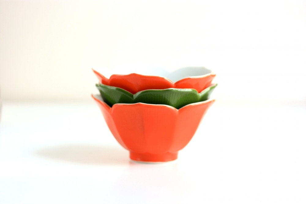Vintage Orange and Green Lotus Bowls