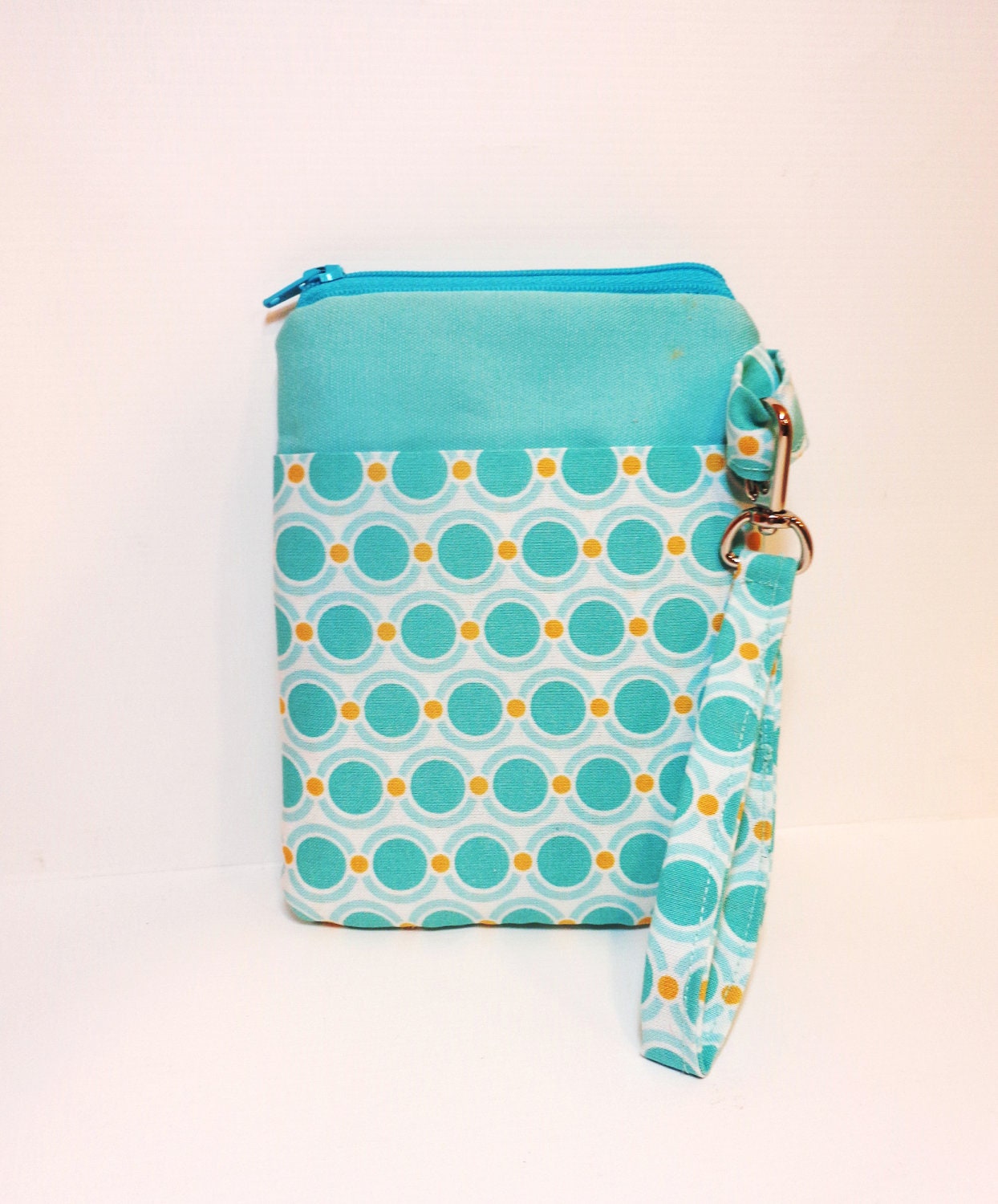 Fabric Gadget Pouch, Cell Phone Case, Zipper Pouch I Touch, I Phone, Camera Case - Dot Chain in Aqua