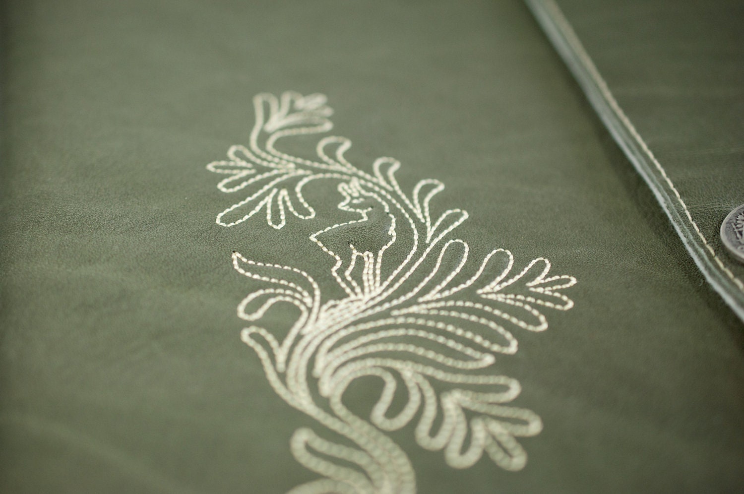 iPad Leather Sleeve / Case - The Bavarian Edition (iPad, iPad 2, The New iPad aka iPad 3, iPad 4, iPad Mini)