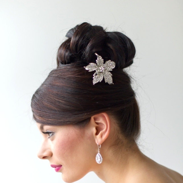 Bridal Hairclip, Crystal Hairclip, Wedding Hair Accessory, Bridal Hair Adornment, Crystal Hair Flower