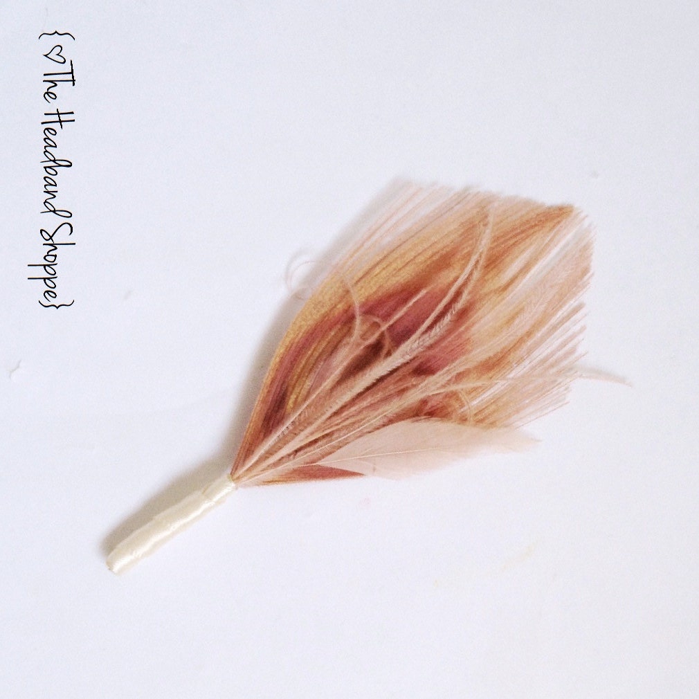 MAGGIE BOUTONNIERE - Dusty Rose and Blush Peacock Feather Boutonniere for the Groomsmen