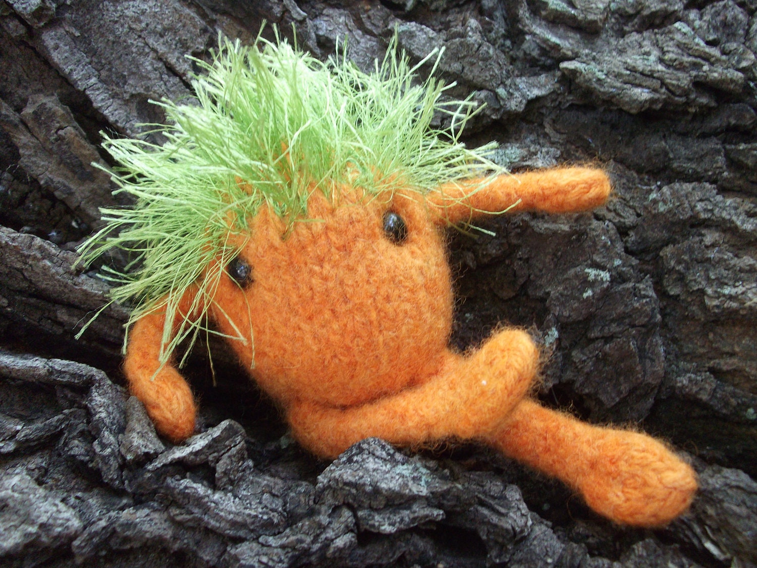 Gink, the eco-guy, knitted felted plush