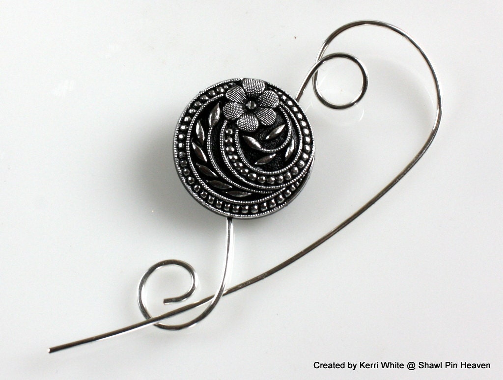 Shawl Pin, Scarf Pin, Brooch - 1890's Vintage Style Button