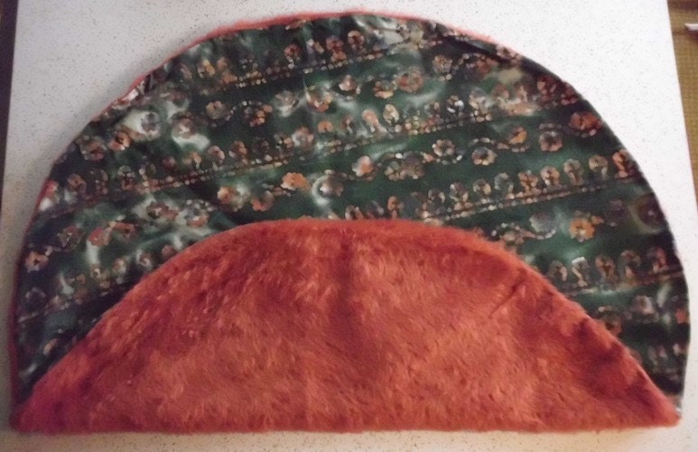 Hand Made In The USA Cat Bed