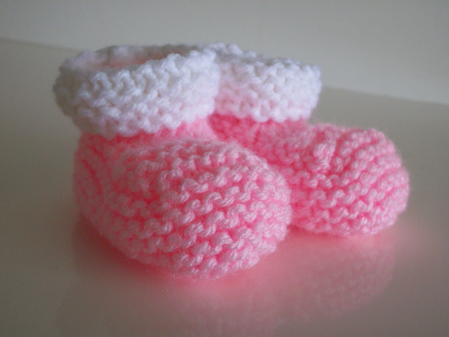 baby booties 0-3 mos. pink and white - ready to ship