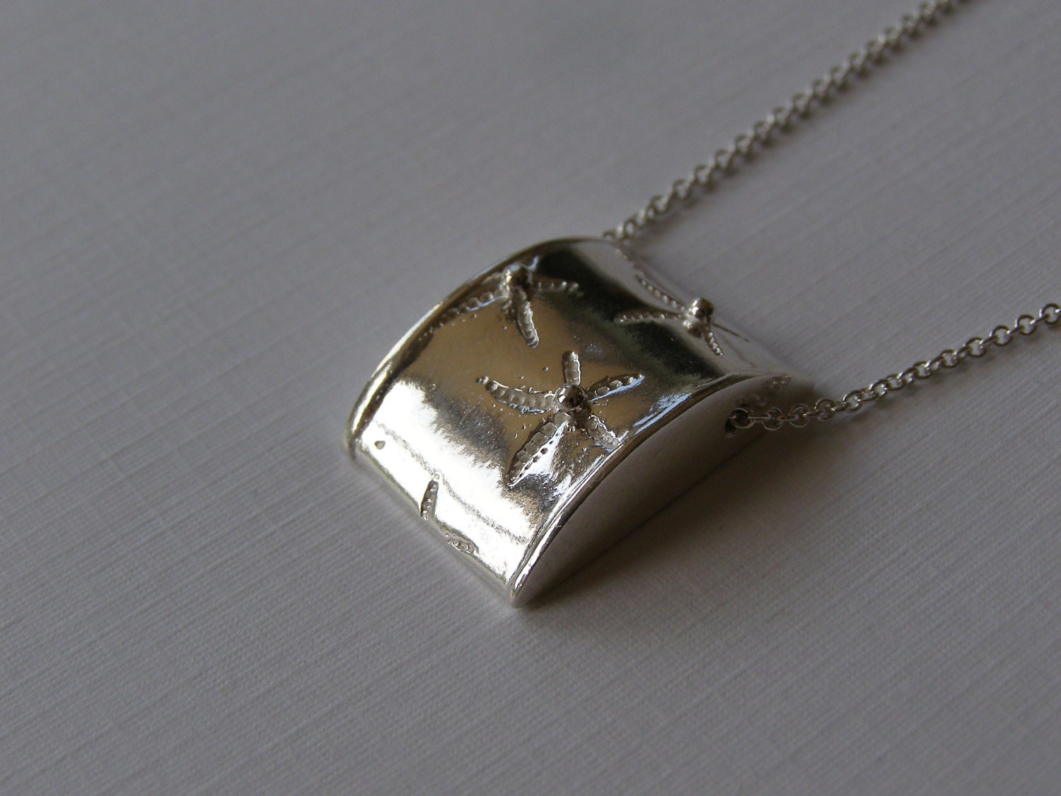Fine Silver Hollow Starfish Pendant