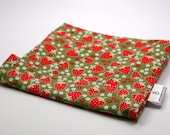 Reusable eco friendly washable Sandwich Bag - red strawberries on green