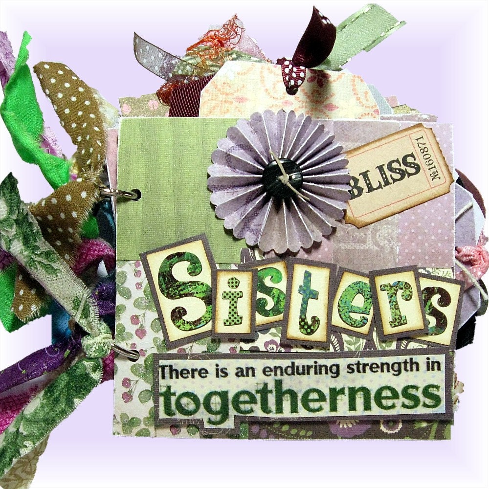 Sisters Mini Scrapbook Album-Family and Best Friends Book