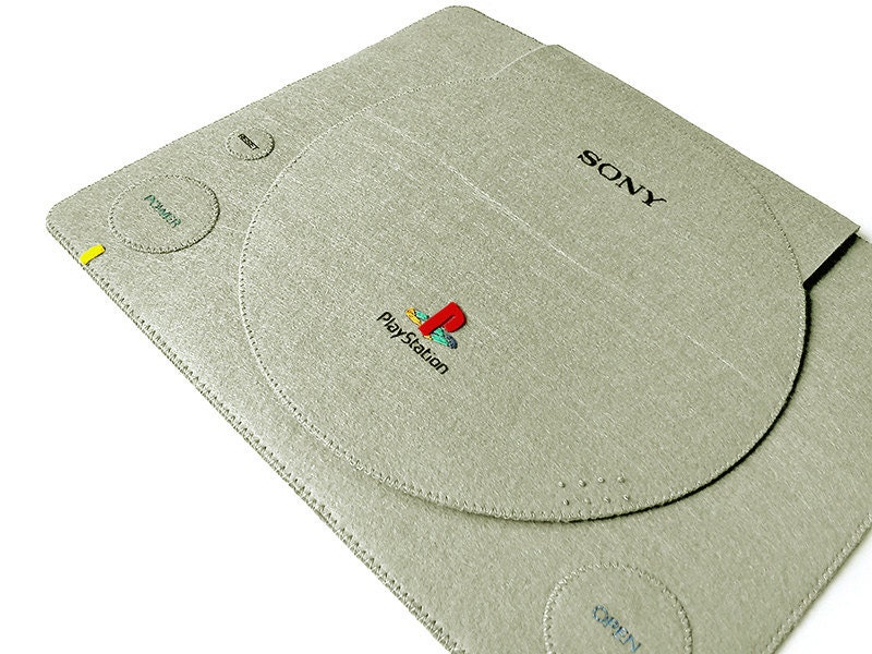 iPad / Galaxy Tab 10.1: Playstation Felt Case