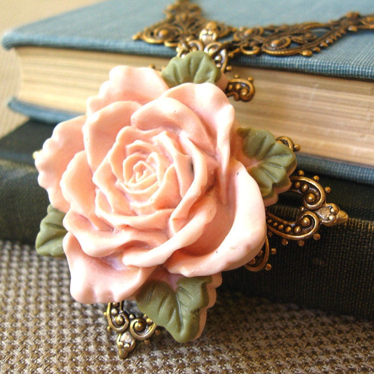 Sweet Beauty - Pink rose brass necklace - Elysia