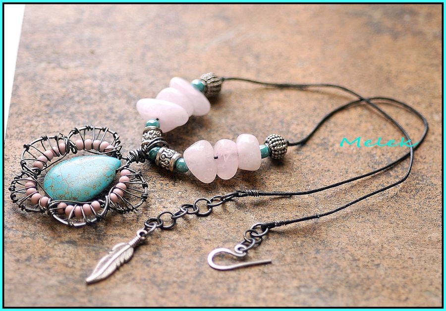 WireWrapped Howlite Pendant Rose Quartz Necklace