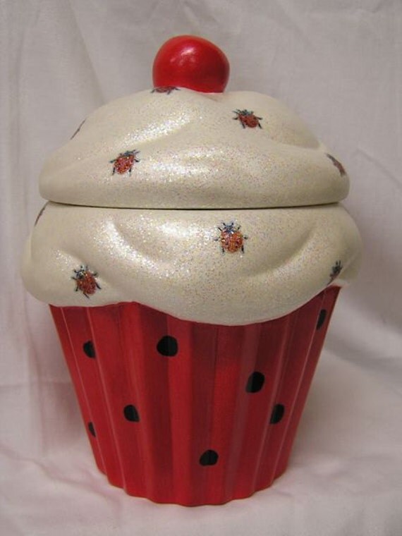 Silky Ladybug Cupcake Jar