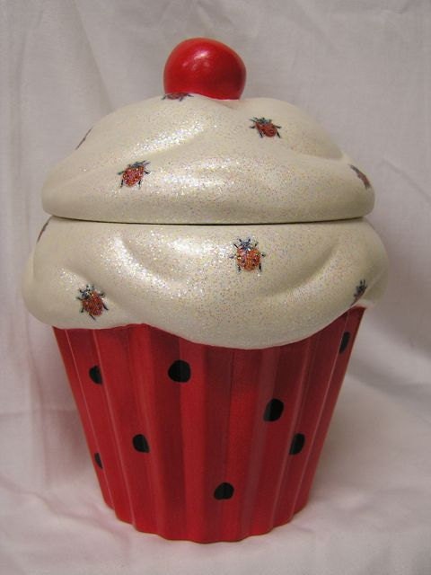 Silky Ladybug Cupcake Jar