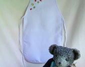 Children's Birthday Party Apron Art Activity Set pf Four and Fabric Markers Ladybug Theme